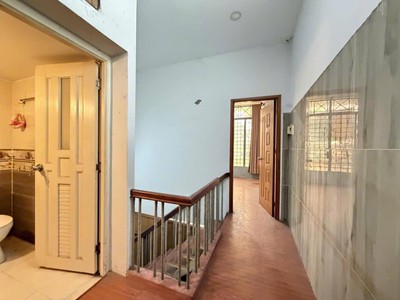 Bán nhà hxh hoàng hoa thám, phường 12, tân bình  4x12  hẻm 7m 0