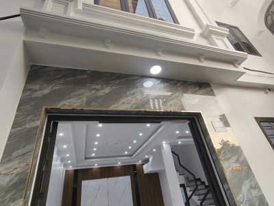 Bán nhà 4 tầng xây mới   ngõ 81 đoàn kết   ô tô đỗ cửa   gần lê hồng phong 1