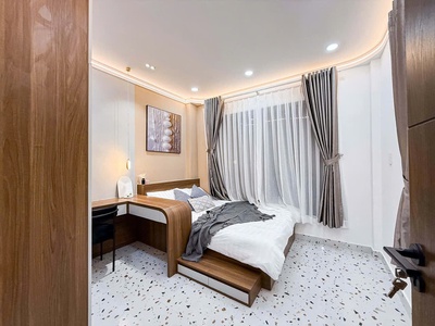 Nhà đẹp - mới ở ngay - chính chủ - phú nhuận - trần huy liệu - 4 tầng btct - 5pn lớn - có pn trệt - 3