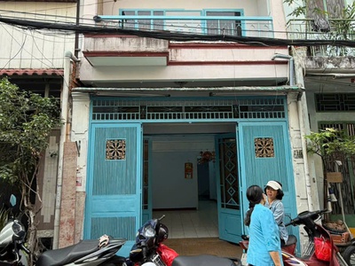 Chính chủ bán nhà 4 x 11m, 2 tầng, hẻm ô tô thông, ở đường nguyễn tư giarn, phướng 12, gò vấp, giá 1