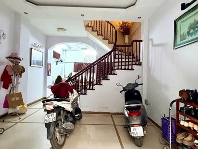 Dương quảng hàm 45m x6 tầng 15,8 tỷ lô góc,ô tô đỗ cửa,ngõ thông 1