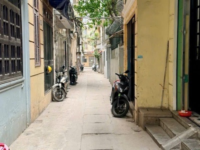 Dương quảng hàm 45m x6 tầng 15,8 tỷ lô góc,ô tô đỗ cửa,ngõ thông 2