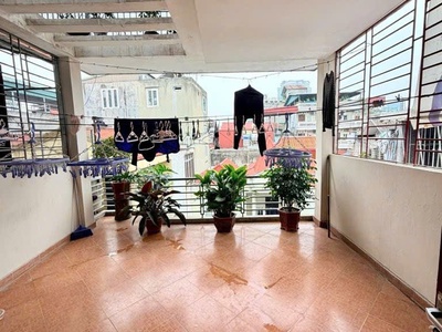 Dương quảng hàm 45m x6 tầng 15,8 tỷ lô góc,ô tô đỗ cửa,ngõ thông 4