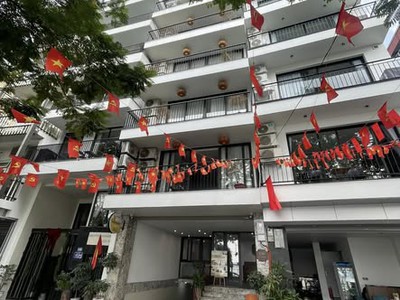 Mặt Hồ Tây Yên Hoa 130M2 8 Tầng Mặt Tiền 6.5M 99 Tỷ 2 mặt trước sau Lô Góc 0