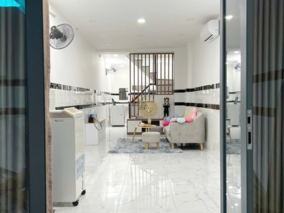 Cho thuê nhà mới 2 tầng  full nội thất  hxh đường dạ nam p2q8 0