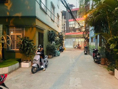 Nhà đẹp gần trường chinh 45m2, 5 tầng, mt 3,8m thang máy - ngõ ô tô, ngõ thông, kinh doanh 0