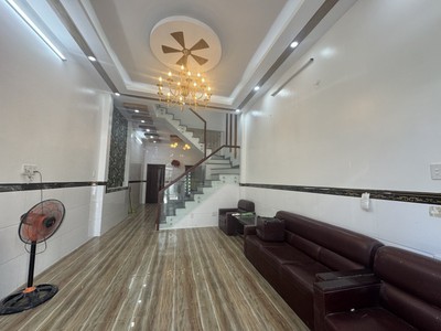 Bán nhà  đường lã xuân oai, q9, thủ đức, tp hcm. dt 64m2, 2 tầng. giá  6.55 tỷ, shr - 0933125879 0