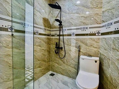 Nhà đẹp 5 tầng hxh hẻm xe hơi   1806 huỳnh tấn phát, thị trấn nhà bè   5 tỷ 999  tl 4