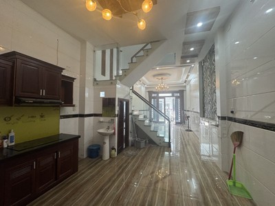 Bán nhà  đường lã xuân oai, q9, thủ đức, tp hcm. dt 64m2, 2 tầng. giá  6.55 tỷ, shr - 0933125879 1