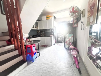 Nhà đẹp gần  chợ đầu mối   view công viên trước nhà 3pn sổ đẹp  chỉ 3.1 tỷ dọn vào ở ngay 3