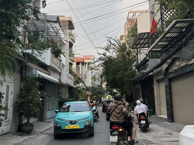 Bán nhà phường 11 tân bình, mặt tiền võ thành trang  4,5x15  - dòng tiền 4