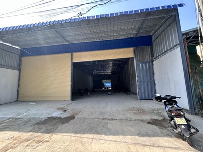 Cho thuê nhà kho 560M  tạ Hoà Phát   giá 29 triệu/tháng 0