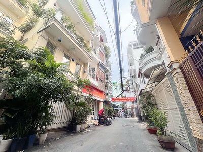 Bán nhà 3 tầng hxh 6m đ.lê văn sỹ, quận 3 - dt siêu lớn 11m2 - chào chỉ 16,5t   lh giang giang: 3