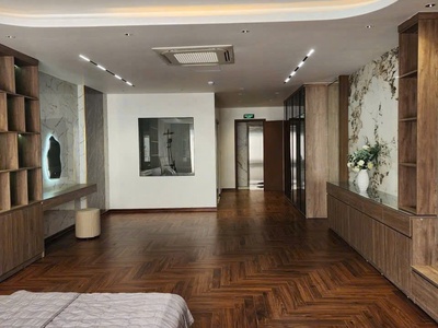 Phân lô quân đội 918  dt 86m - mt 5m  nội thất 5   gara 3 ô tô  chỉ nhích 27 tỷ 3