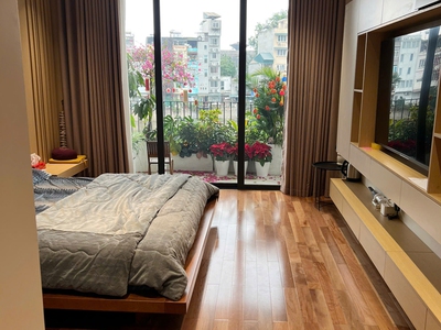 Hàng Hiếm  Chỉ 1 Căn Duy Nhất Mặt Hồ Ngọc Lâm: 48,2m2 xây 52,5m2, 8 tầng thang máy, full nội thất 3