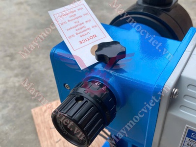 Bơm định lượng hóa chất AX1-52-PTC-HWS-K giá rẻ 2