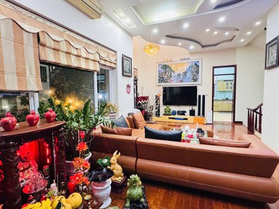 Biệt thự tuyến 2 Phạm Văn Đồng  khu Sao Đỏ  - 400m2 - ngang 20m - 3,5 tầng - giá 26 tỷ 4