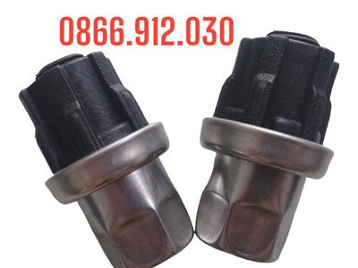 Nên sử dụng nắp nhựa chụp chân hay sử dụng chân tăng giảm chiều cao trong sản xuất nội thất 0