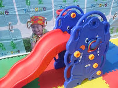 Máng trượt siêu dày dài 2 mét bán lẻ máng giá tốt có sẵn nhận xong mới phải trả tiền hàng 0