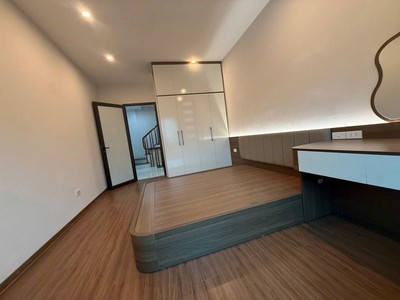 Bán nhà liên mạc 5 tầng xây mới ô tô ngõ nông   giáp thượng cát   bắc từ liêm   nhỉnh 6 tỷ 0