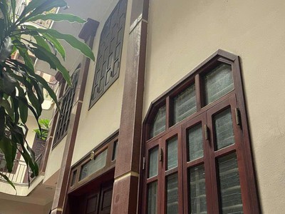 Bán nhà trung tâm tây hồ - 160mx4t, mt 19,5m- qh ra mặt phố 3