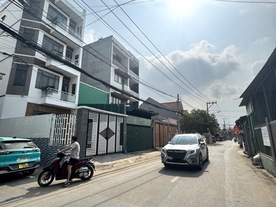 Bán nhà trường thọ tp thủ đức   lô góc 2 mặt tiền hiếm   131m    gần metro, chợ thủ đức   16 tỷ 3