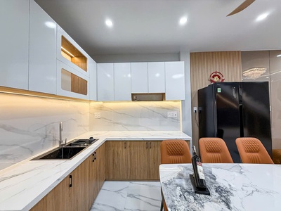 Sôc - nhà mới - chính chủ - bình thạnh - 2 tầng  - 3pn lớn - tặng full nội thất - 4.5 x 17 - giá 1