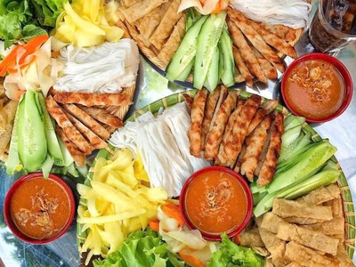 Sang nhượng cửa hàng bún đậu   nem nướng nha trang tại thạch thất, hà nội 4