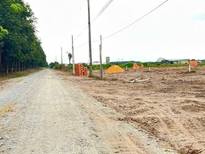 Bán khu đất 18 nền 2 mặt tiền trừ văn thố bàu bàng   phù hợp làm kho xưởng 3