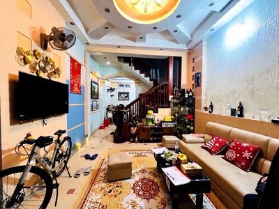 Nguyễn khang 50m x4 tầng 11,3 tỷ ngõ ô tô,thông các ngả,dân xây,gần phố 0