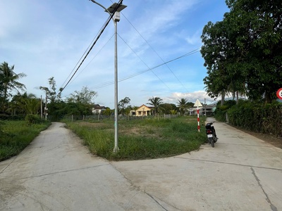 Bán lô 2 mặt tiền đường đẹp Ninh Bình cũ, xã Tân Định, Tx Ninh Hòa Lh: 0868750144 Dân 3