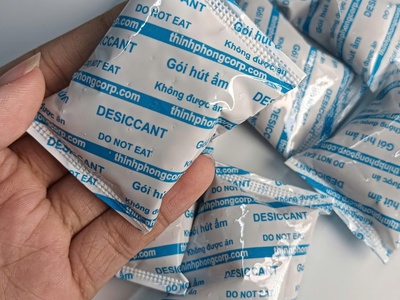 Gói hút ẩm Thịnh Phong giúp đồ ăn vặt giữ giòn lâu thế nào 0
