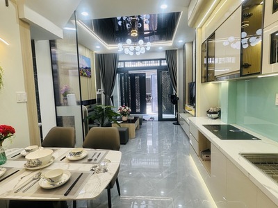 Bán nhà 4 tầng tặng full nt hxh đường nguyễn phúc chu 64m2 4 16  vào ở ngay chỉ 6 tỷ 1