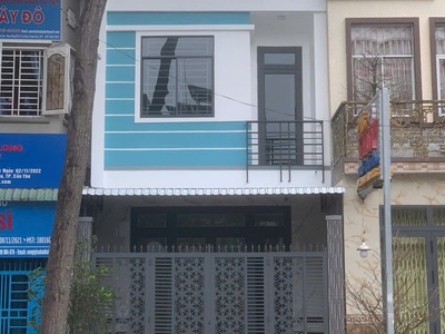 116. cho thuê nhà 12 triệu cách nguyễn văn cừ 50m 0