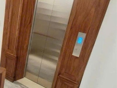 Bán toà vp khúc thừa dụ 52mx 7t thang máy - ô tô 7 chỗ đỗ cửa 1