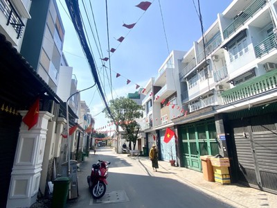 Bán nhà đường số 39, bình trưng tây, q2, tp hcm. dt 94m2, 4 tầng, 8pn. giá 11.8 tỷ, shr. 0933125879 4