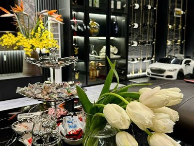 Chủ bán nhà kim giang, lô góc, ngõ thông, 7 tầng thang máy, nhà đẹp ở luôn 1