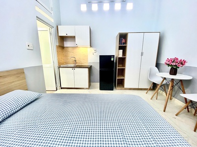 Mình cần pass phòng full nội thất vào ở ngay sau tết tại 32 cao văn ngọc, phường phú trung, quận 3