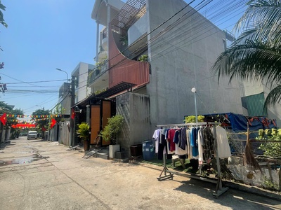 Bán đất đường đình phong phú quận 9 - 83.5m2 - ngang 5.3m - đường 6m xe hơi tránh 2