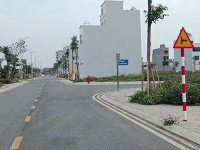 Bán lô đất 75m2, mặt tiền 5m, KDC Ngọc Châu, Đồng Triều, TP HD, view công viên, cực rẻ 2