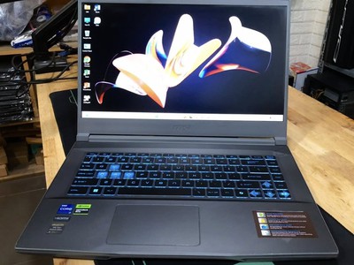 Laptop MSI Thin 15 Core i7-13620H RAM 16GB SSD 512GB 2 VGA Rời RTX 3050 Full HD Máy Đẹp 0