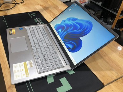 Laptop Asus Vivobook X1504 Core i3-1315U RAM 8GB SSD 512GB VGA ON Màn 15.6 Inch Full HD Máy Đẹp 4