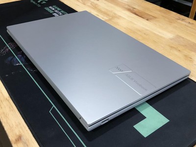 Laptop Asus Vivobook X1504 Core i3-1315U RAM 8GB SSD 512GB VGA ON Màn 15.6 Inch Full HD Máy Đẹp 5