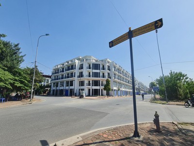 Tái định cư Trâu Quỳ, GL HN. 62m2, đường 13m giá đầu tư. Lh 0989894845 Tôi có lô đất 62m2 tại khu Tá 2