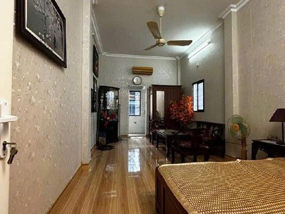 Bán Nhà Phan Đình Giót-Phương liệt ,DT:55m2 ,Giá Nhỉnh 14 tỷ ,oto ,2 Thoáng , Phân Lô 2