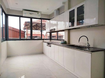 Nhà phố Tôn Đức Thắng 6 tầng thang máy mới đẹp gần phố ngõ nông 33m2 về ở ngay, hơn 10 tỷ 1