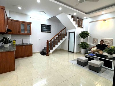 Bán nhà đẹp đông ngạc mặt tiền rộng, ở ngay giá hơn 6 tỷ 0