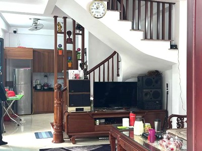 Bán nhà liên mạc lô góc, ô tô tránh   ô tô vào nhà, 4p ngủ, hơn 6 tỷ. 0