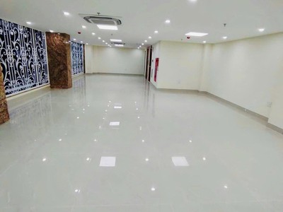 Bán toà văn phòng mp phạm văn đồng 210mx8t, mt 21m - lô góc - pccc, hoàn công đầy đủ - dòng tiền 1