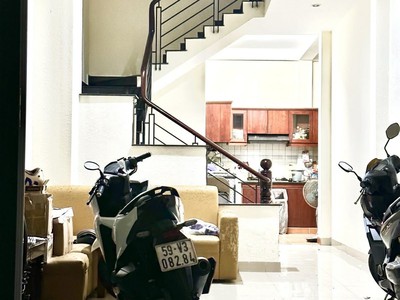 Bán nhà hẻm  vip nhất quận 3 - trần quang diệu p14- 4 tầng btct - 2 mặt hẻm trước sau- vài căn ra 1